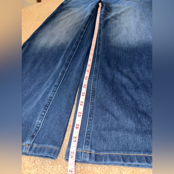 Halara Flex Asymmetric Low Rise Baggy Jean sz M - Picture 8 of 8